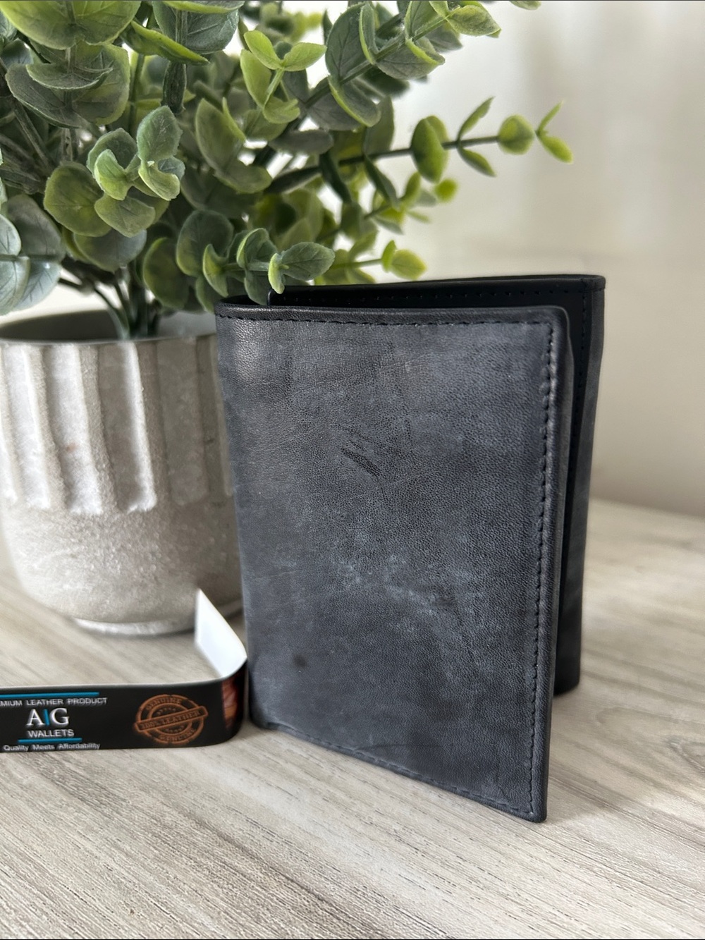 A/G Classic Leather Bi-Fold Wallet in Charcoal Gray NEW